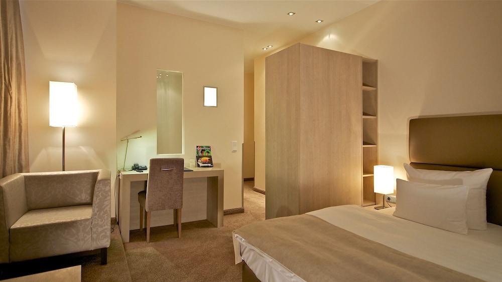 Thomas Hotel Spa & Lifestyle Husum  Exterior foto