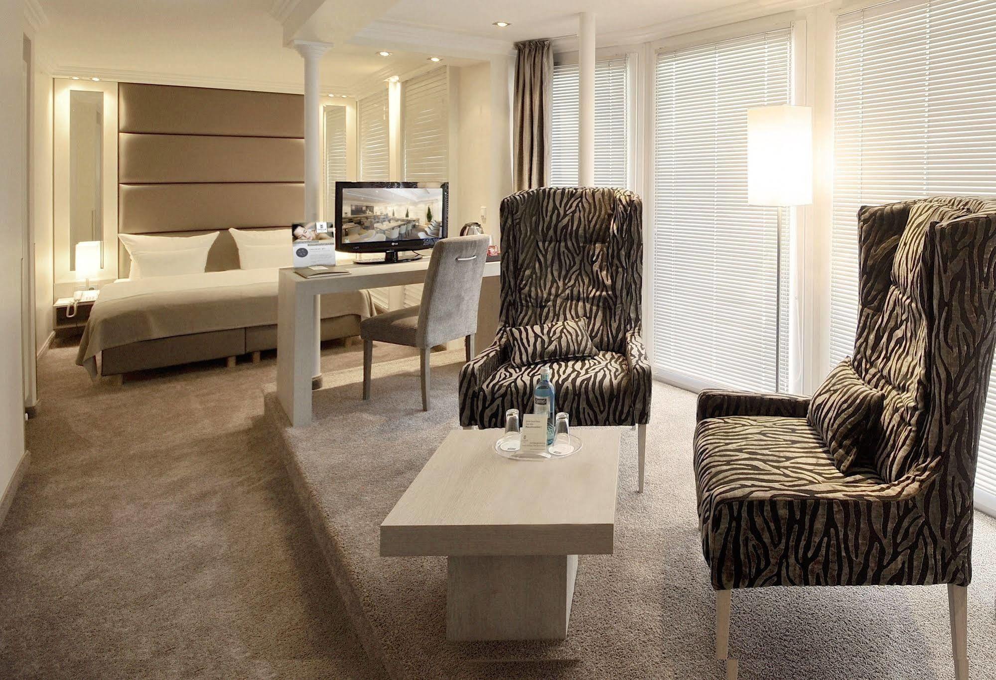 Thomas Hotel Spa & Lifestyle Husum  Exterior foto
